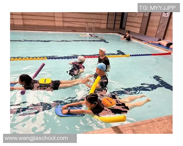 如何通过科学的游泳教学方法提升初学者的游泳技巧与水中自信 如何通过科学的游泳教学方法提升初学者的游泳技巧与水中自信