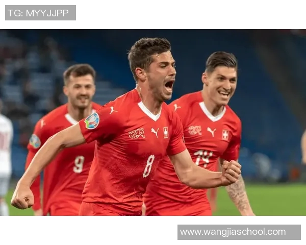 以防守为核心构建强大球队策略的全方位分析与实践